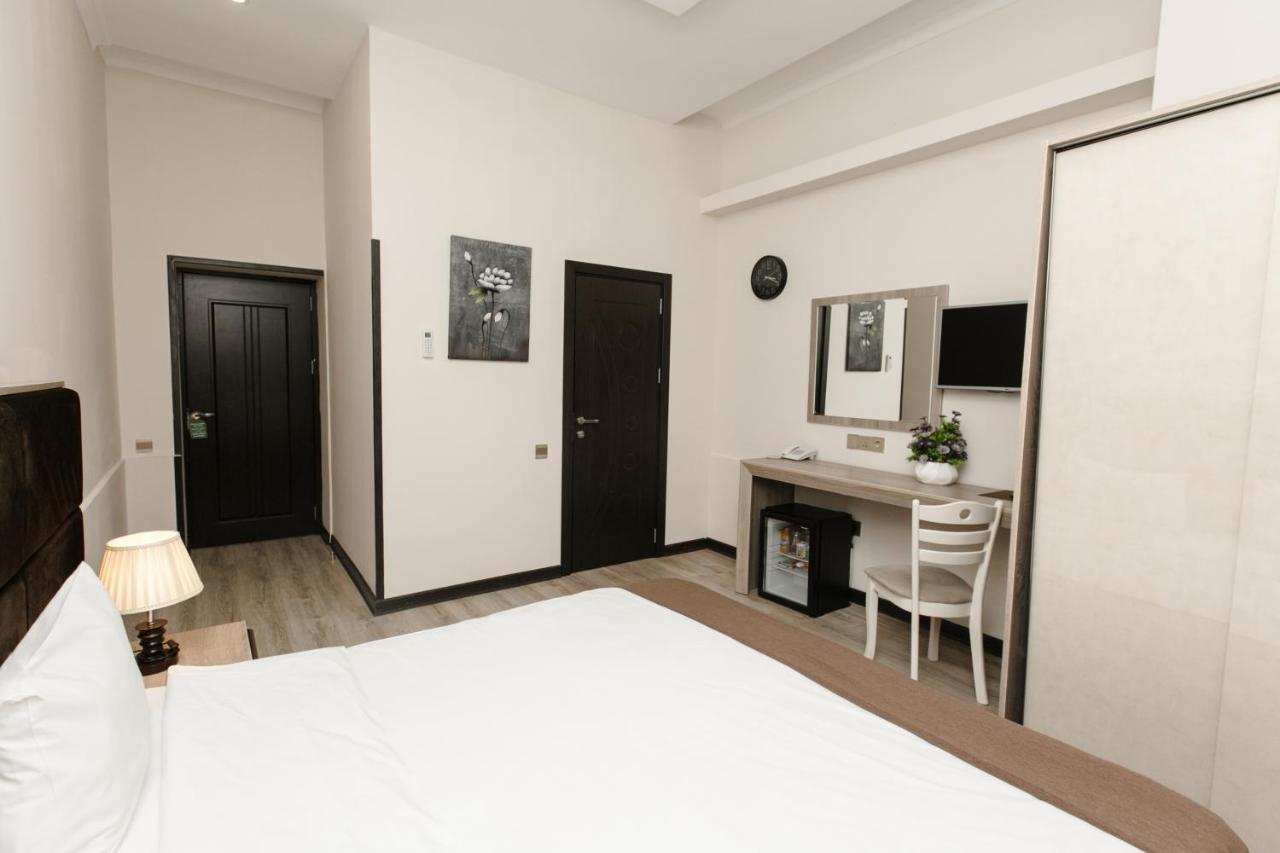 Deluxe City Hotel Baku Exterior photo